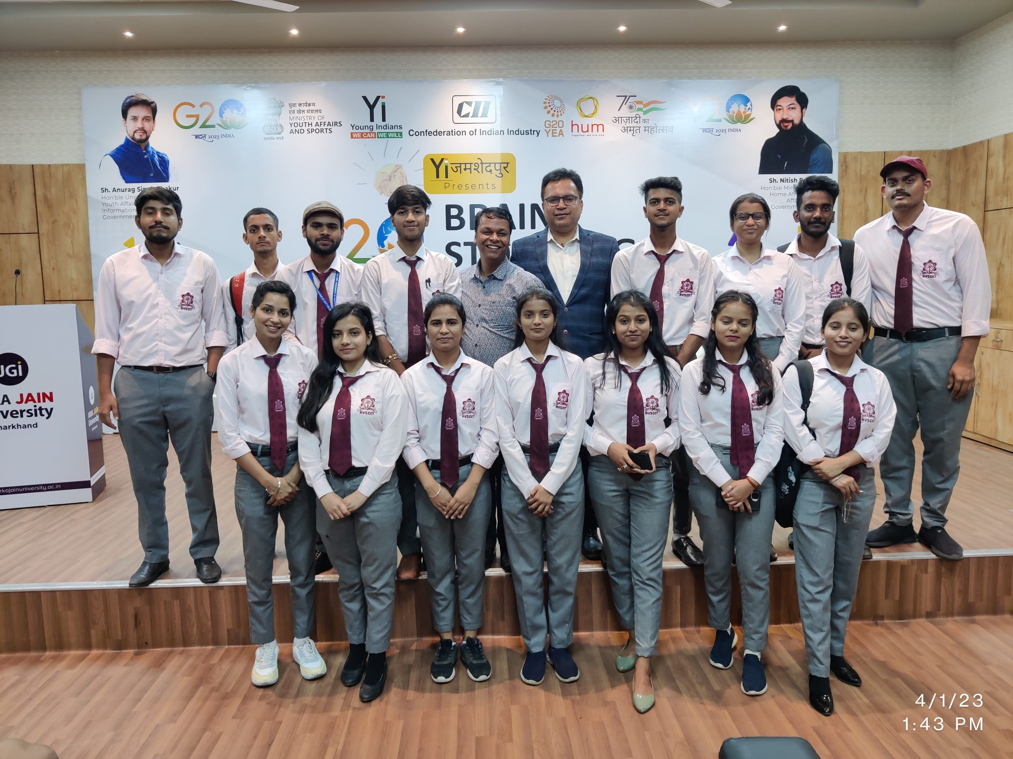 Brainstorming Session conducted by Yi India for the students of Batch